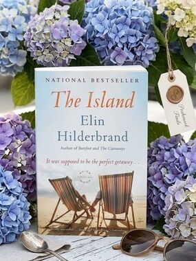 “The Island” book/novel by Elin Hilderbrand 🆓 with purchase